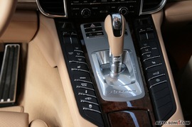 2010款保时捷Panamera