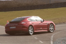 2010款保时捷Panamera