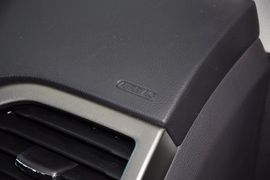2013款福特新蒙迪欧GTDi240至尊型
