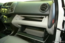 RAV4内饰