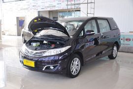 2013款比亚迪M6