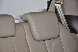 2013款比亚迪M6