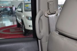 2013款比亚迪M6
