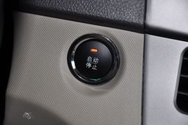 2013款比亚迪M6