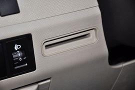 2013款比亚迪M6