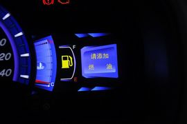 2013款比亚迪M6