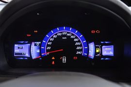 2013款比亚迪M6