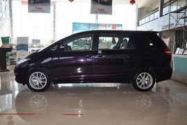 2013款比亚迪M6