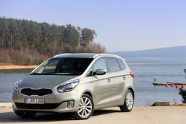 2013款起亚新佳乐