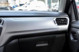 2017款雪铁龙爱丽舍1.6L