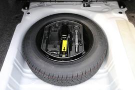 2017款雪铁龙全新爱丽舍1.6L