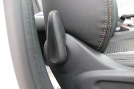 2017款雪铁龙全新爱丽舍1.6L