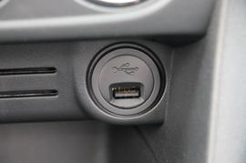 2017款雪铁龙全新爱丽舍1.6L