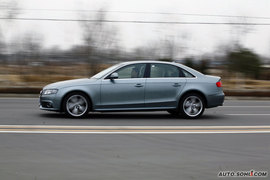 2009款奥迪A4L