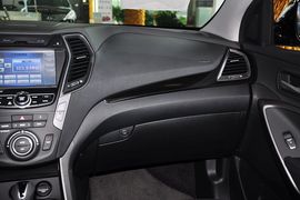 2013款现代格锐3.0L