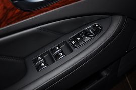 2014款现代雅科仕3.8GDI尊贵加长版