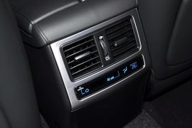 2014款现代雅科仕3.8GDI尊贵加长版