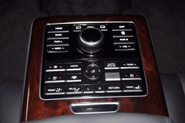 2014款现代雅科仕3.8GDI尊贵加长版