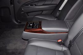 2014款现代雅科仕3.8GDI尊贵加长版