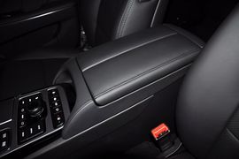 2014款现代雅科仕3.8GDI尊贵加长版