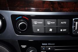 2014款现代雅科仕3.8GDI尊贵加长版