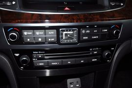 2014款现代雅科仕3.8GDI尊贵加长版