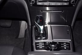 2014款现代雅科仕3.8GDI尊贵加长版