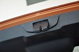 2013款福特嘉年华两厢1.5L自动品尚型
