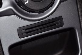 2013款福特嘉年华两厢1.5L自动品尚型