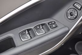 2013款现代格锐3.0L