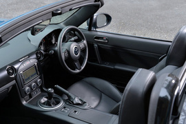 2013款马自达MX-5