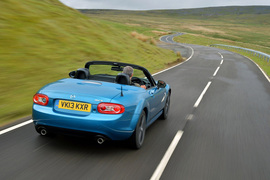 2013款马自达MX-5