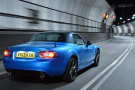 2013款马自达MX-5