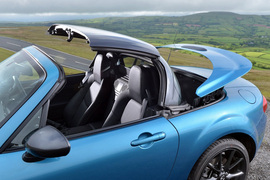 2013款马自达MX-5