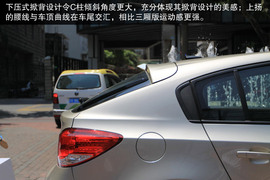 2013款雪佛兰科鲁兹掀背车图解