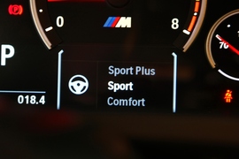 2013款宝马M6四门轿跑车上海试驾