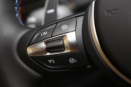 2013款宝马M6四门轿跑车上海试驾