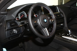 2013款宝马M6四门轿跑车上海试驾