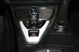 2013款宝马M6四门轿跑车上海试驾