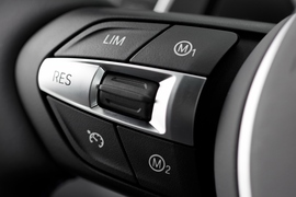 2013款宝马M6四门轿跑车上海试驾