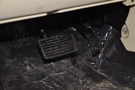 2013款比亚迪思锐1.5TID自动尊贵型