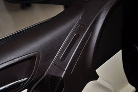 2013款比亚迪思锐1.5TID自动尊贵型