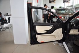 2013款比亚迪思锐1.5TID自动尊贵型