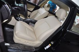 2013款比亚迪思锐1.5TID自动尊贵型