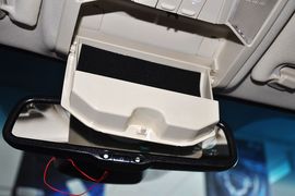 2013款比亚迪思锐1.5TID自动尊贵型