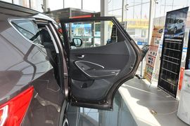 2013款现代全新胜达2.4GL自动前驱舒适型