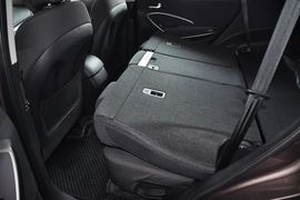 2013款现代全新胜达2.4GL自动前驱舒适型