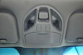 2013款现代全新胜达2.4GL自动前驱舒适型