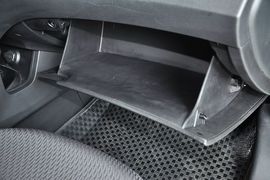 2013款现代全新胜达2.4GL自动前驱舒适型