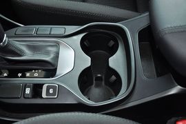 2013款现代全新胜达2.4GL自动前驱舒适型